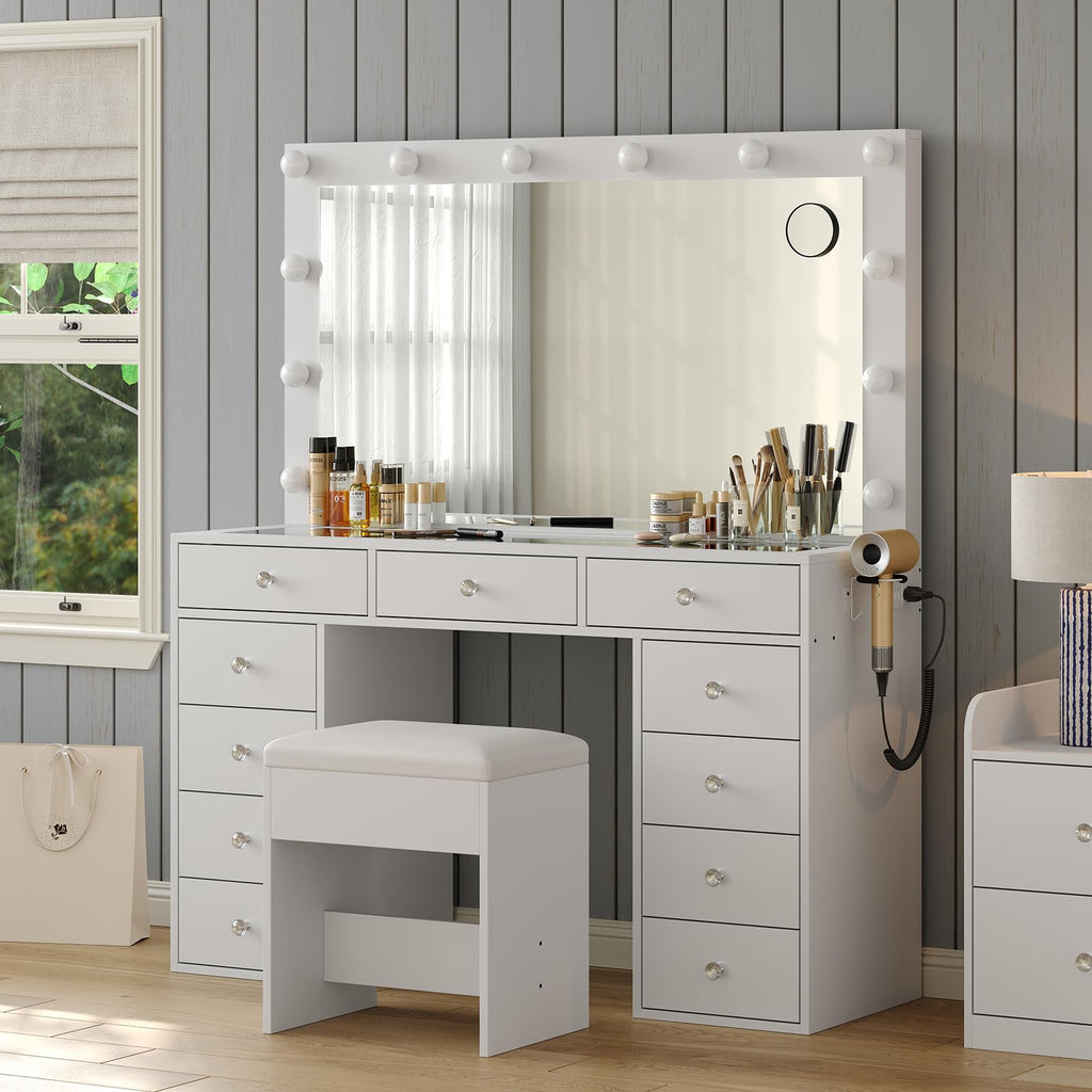 White Vanity Desk with Mirror and Chair T61437