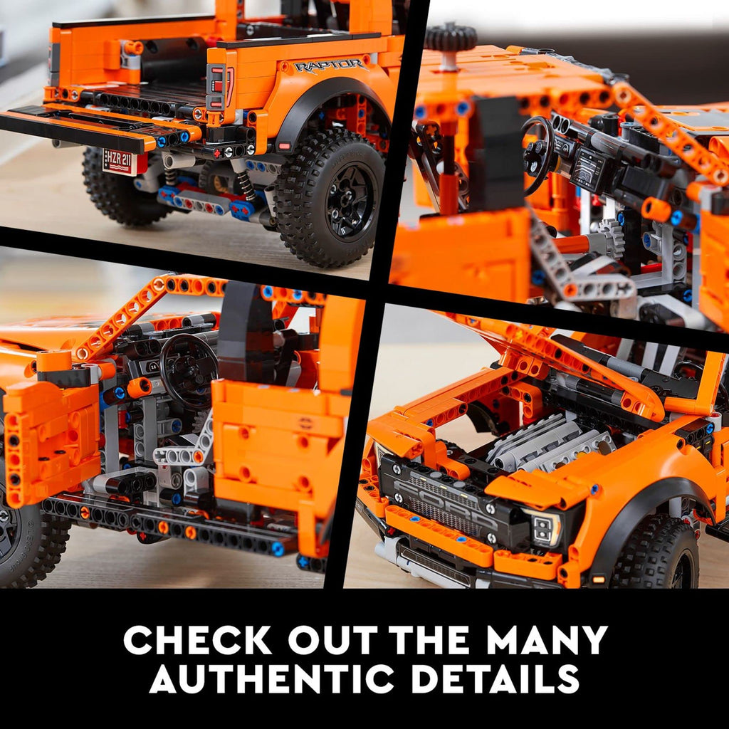 Model Building Kit 1,379 Pieces Z9499